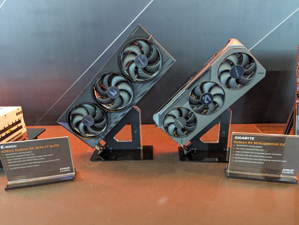 amd radeon rx 9070 XT RTX 5000