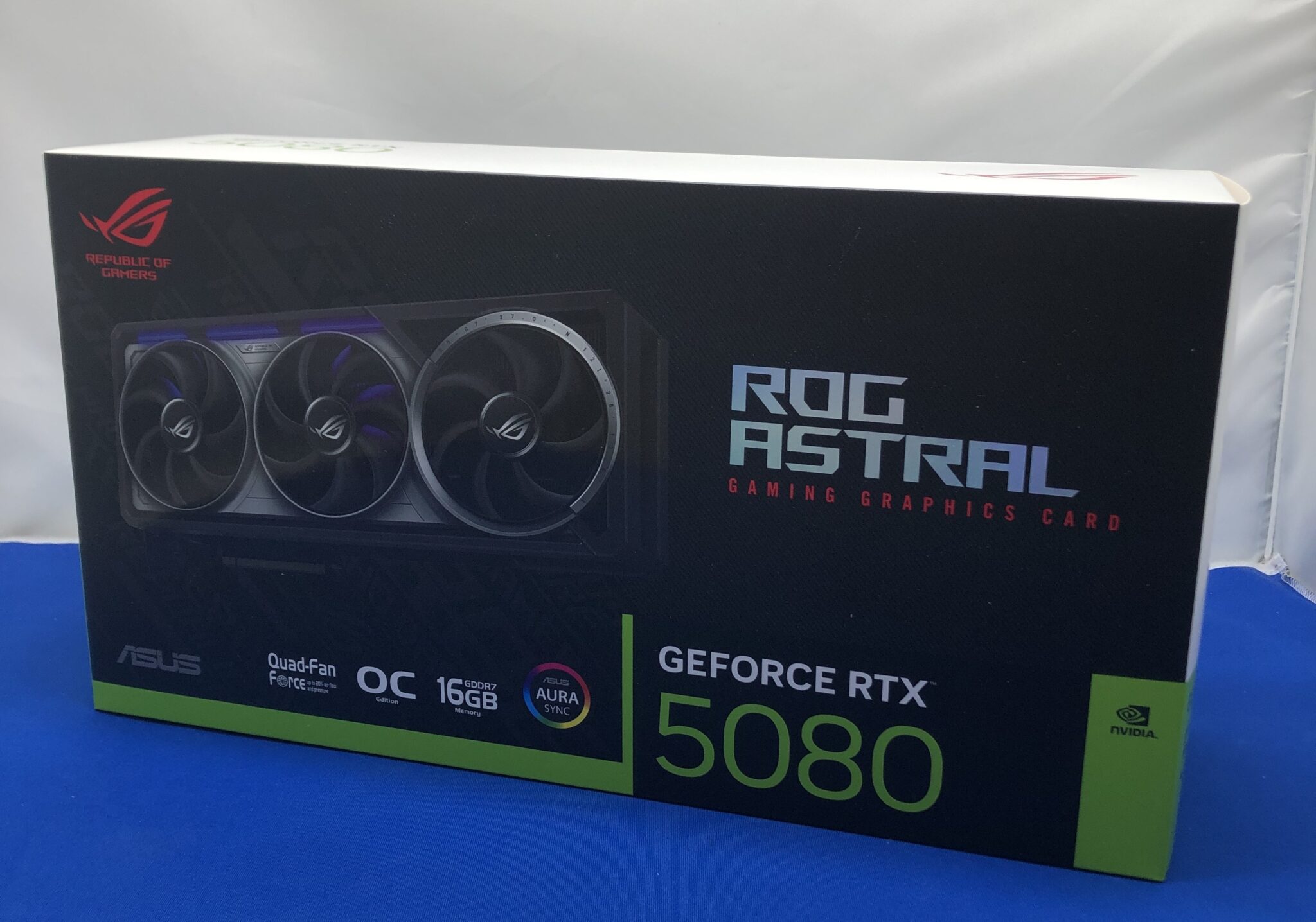 pracownicy Nvidia RTX 50