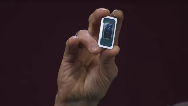 Intel Core Ultra 300