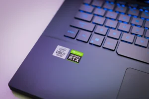 Na co patrzeć przed zakupem laptopa gamingowego w 2026 roku?