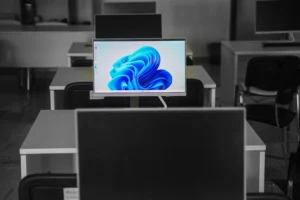 Windows 11 ma zużywać mniej RAM-u. Microsoft bierze na cel komputery z 8 GB
